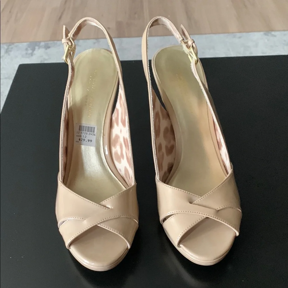Elegant Nude Slingback Heels - Picture 6 of 6